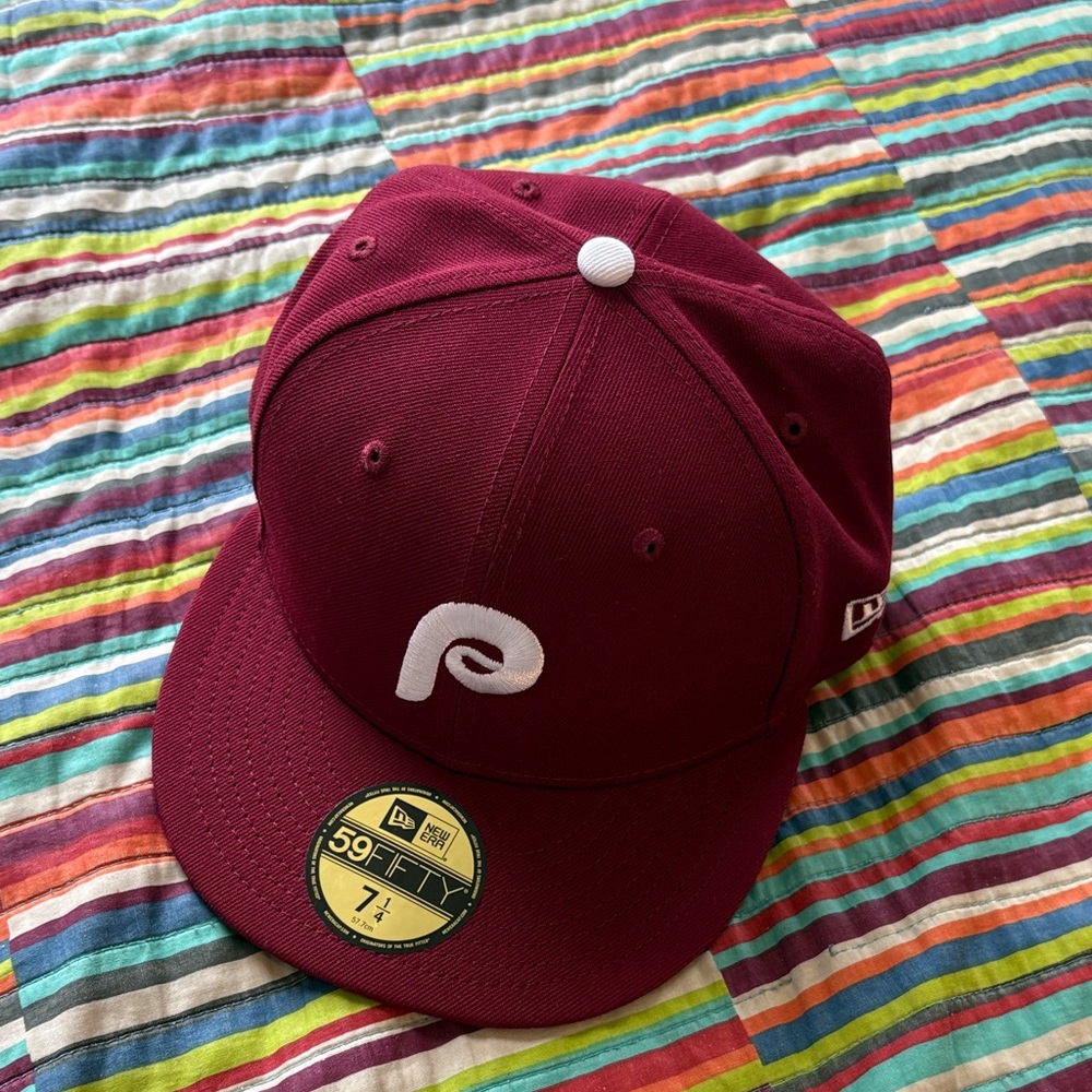 Steal New 7-1/4 Phillies Era Maroon Fitted 59FIFTY Cap with White Logo nwt